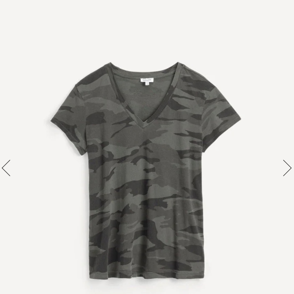 Splendid Kate V Neck in Camo in Size XS (no longer available on website) - Picture 2 of 7